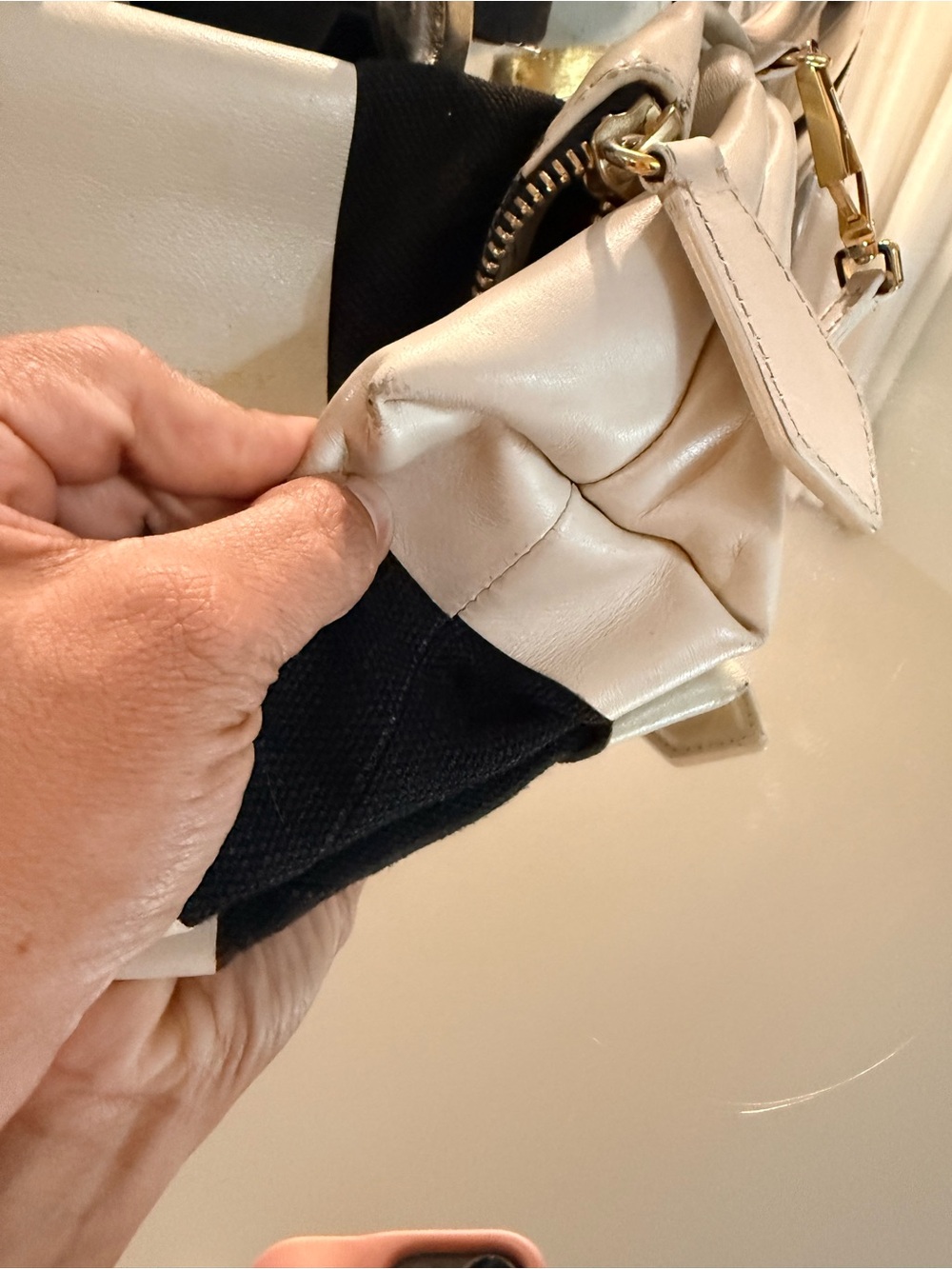 Burberry prorsum Black & White Fold-Over Crossbody Bag - Picture 7 of 12